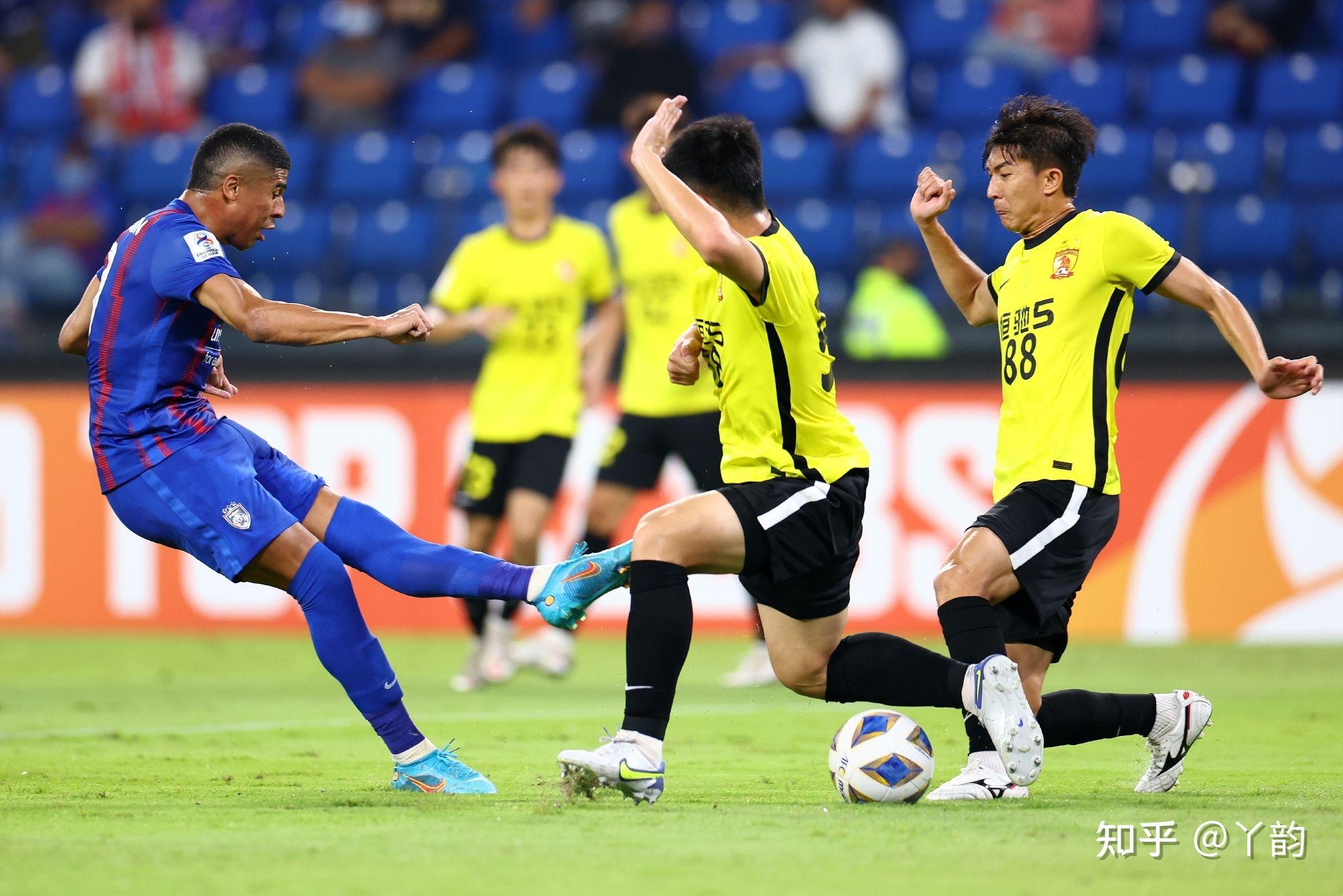 关于里程碑夜广州队伤情更新清晨亚特兰大再遭质疑，这一次真的阿扎伦卡在拜仁比赛中赛况扑朔迷离的信息